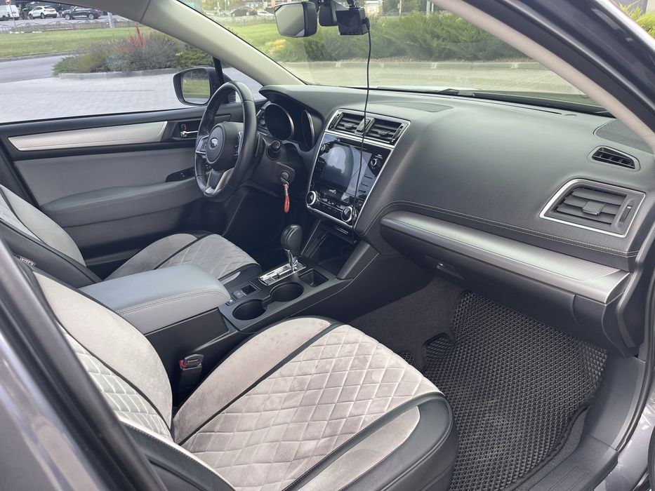 Продам Subaru Legacy 2017