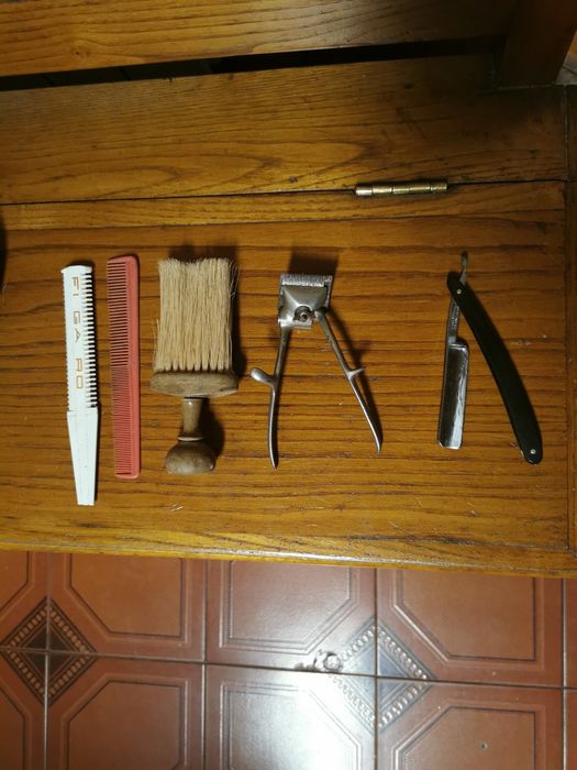 Artigos vintage de cabeleireiro /barbeiro