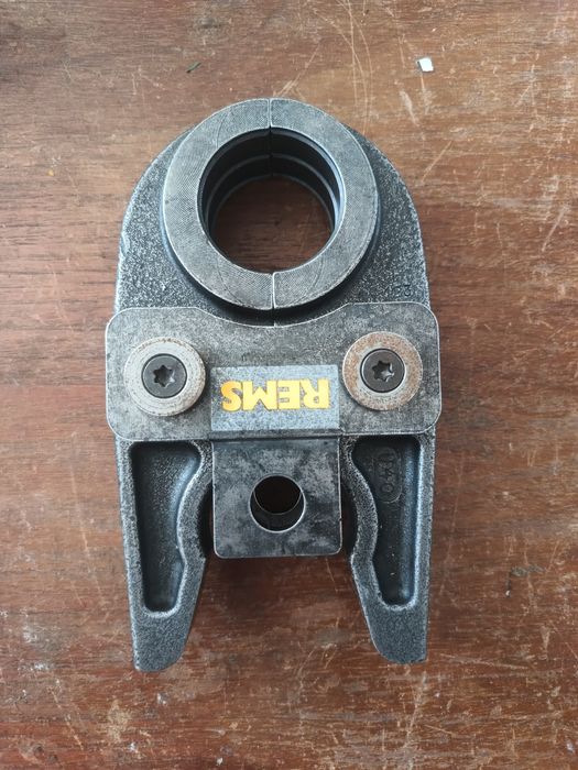 Szczeki zaciski rems M42,M54  U40