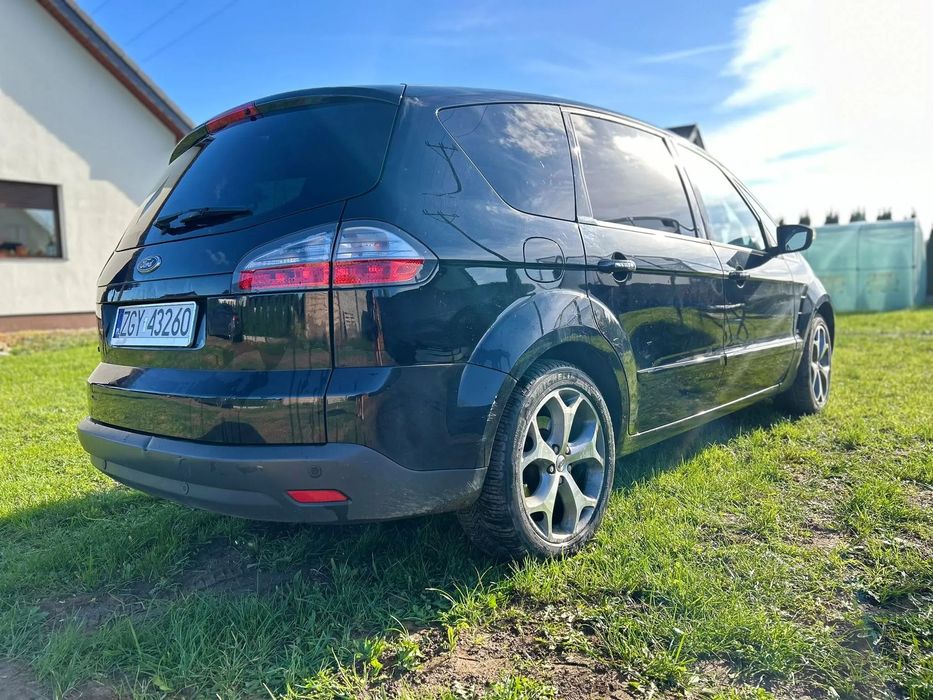 Ford S-Max Ford S-Max 2.0 Bemzyna 145km Titanium
