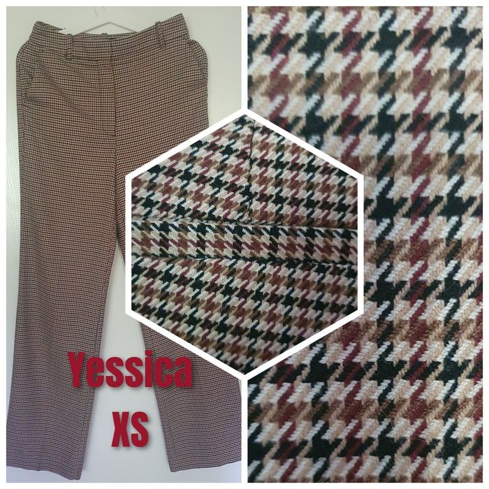 Spodnie z wysoką talią Yessica XS