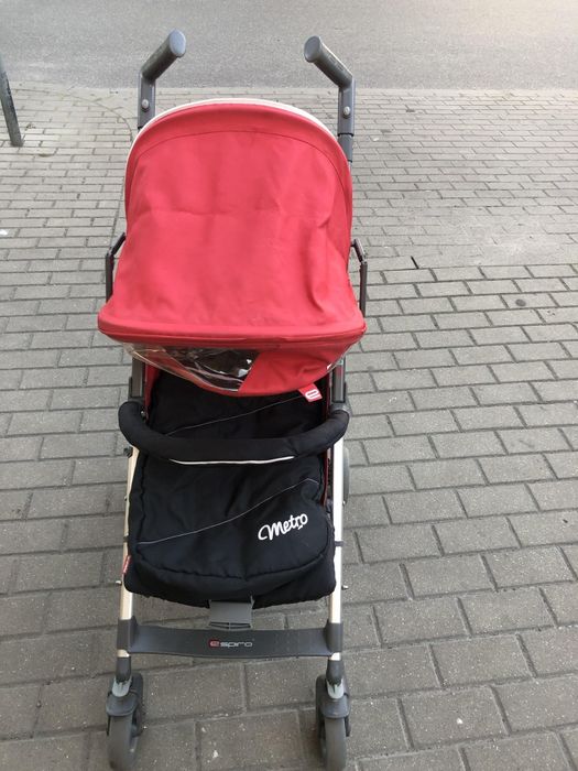 Wózek dziecięcy składany