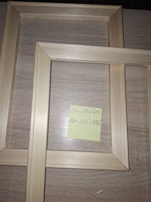 Rama do obrazu solidna lub stroik