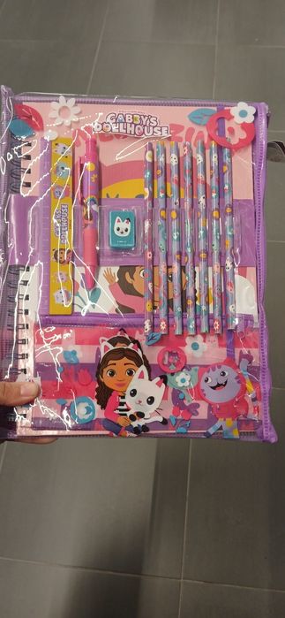 Conjunto de escrita Casa das Bonecas Gabby's Dollhouse