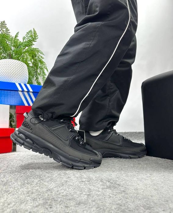 Кросівки Nike Zoom Vomero Roam Black