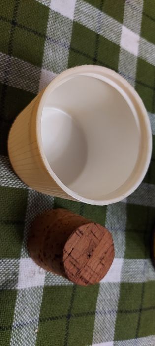 Продам термос с стеклянной колбой