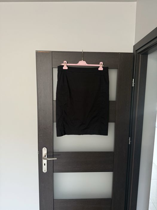 Spódniczka damska czarna Solar rozmiar XL