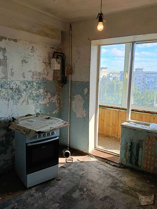 Продаж однокімнатної квартири площею 42 м.