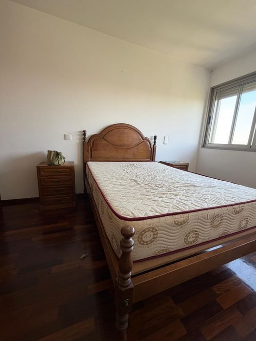 Colchao + Cama com cabeceira