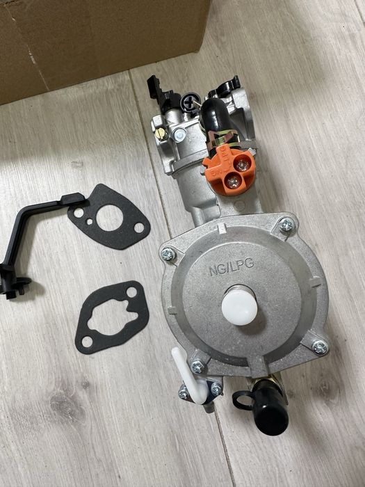 Карбюратор газ/бензин на генераторы до 4 квт