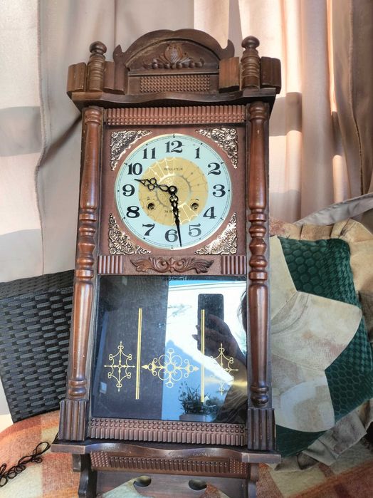 Zegar wiszący mechaniczny