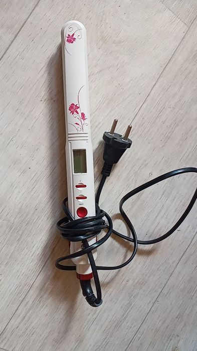 Утюжок для волос Maxwell