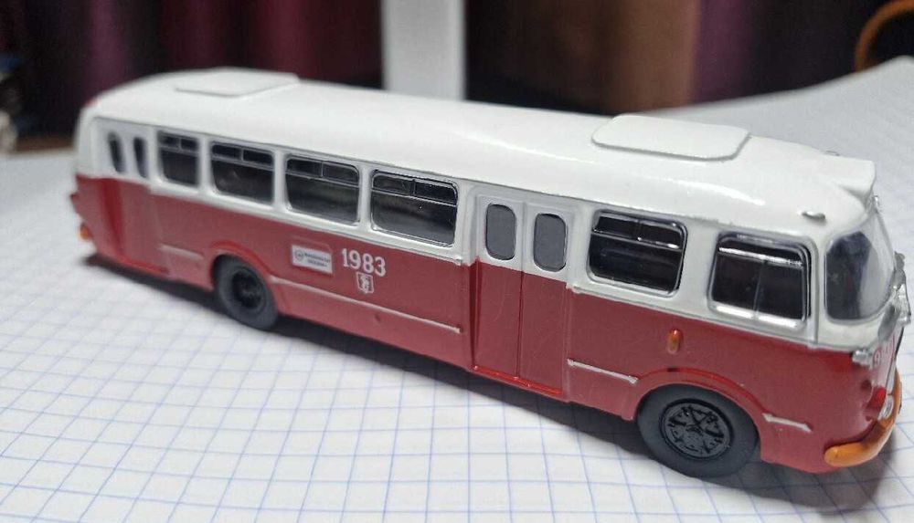 Model autobusu Jelcz Mex 272