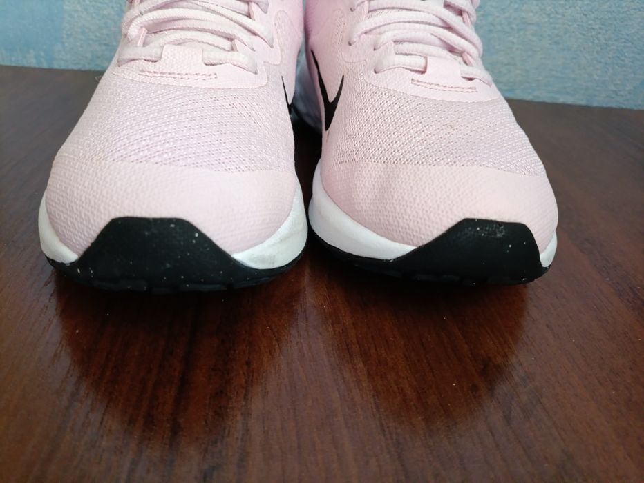 Кросівки Nike розмір 36.5