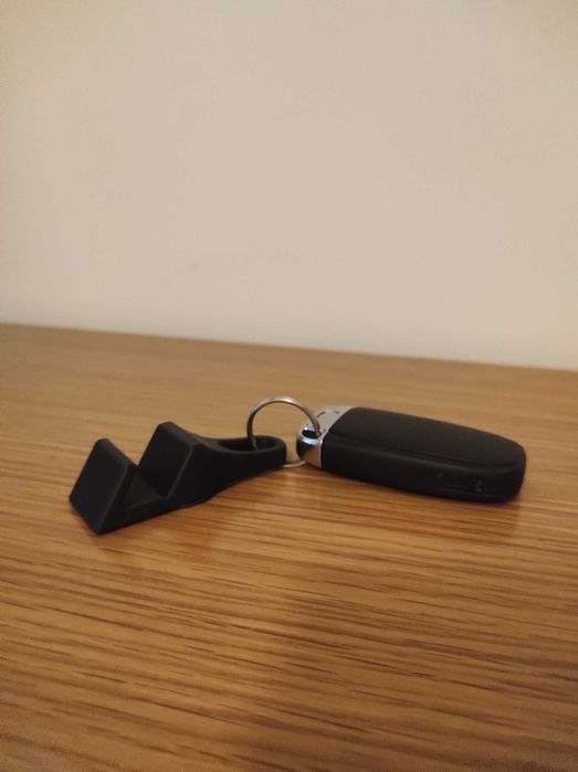 Porta-Chaves + Suporte de Telemóvel 2 em 1