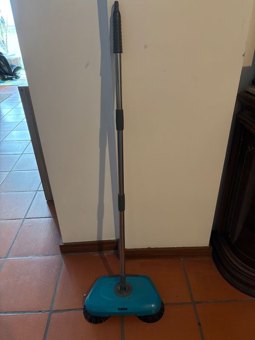 Vassoura Mágica nova