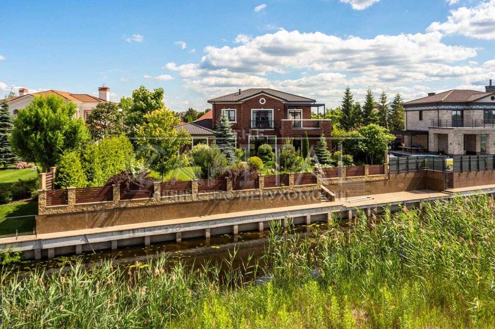 Продаж / Будинок/БЕЗ КОМІСІЇ/Козин/ КМ Дніпрова Хвиля 360 м2