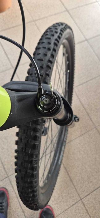 TREK XCALIBER 9 semi-rigida