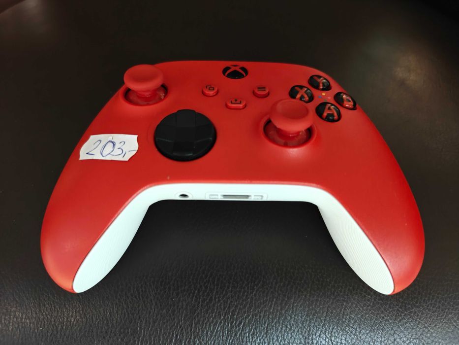 pad oryginalny Xbox Series czerwony