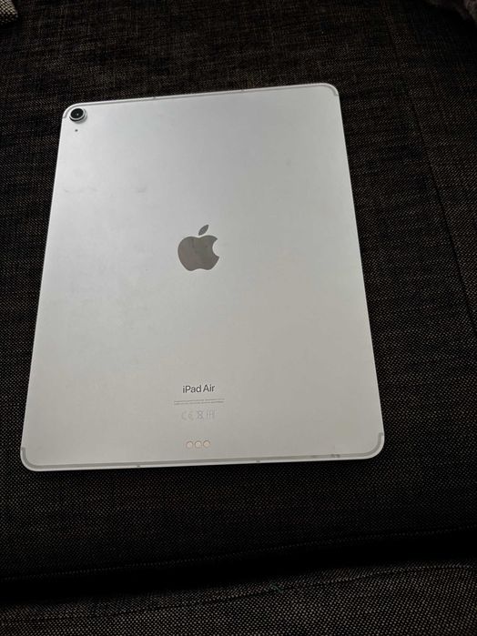 iPad Air 6 13" M2 128GB cellular niebieski USZKODZONY