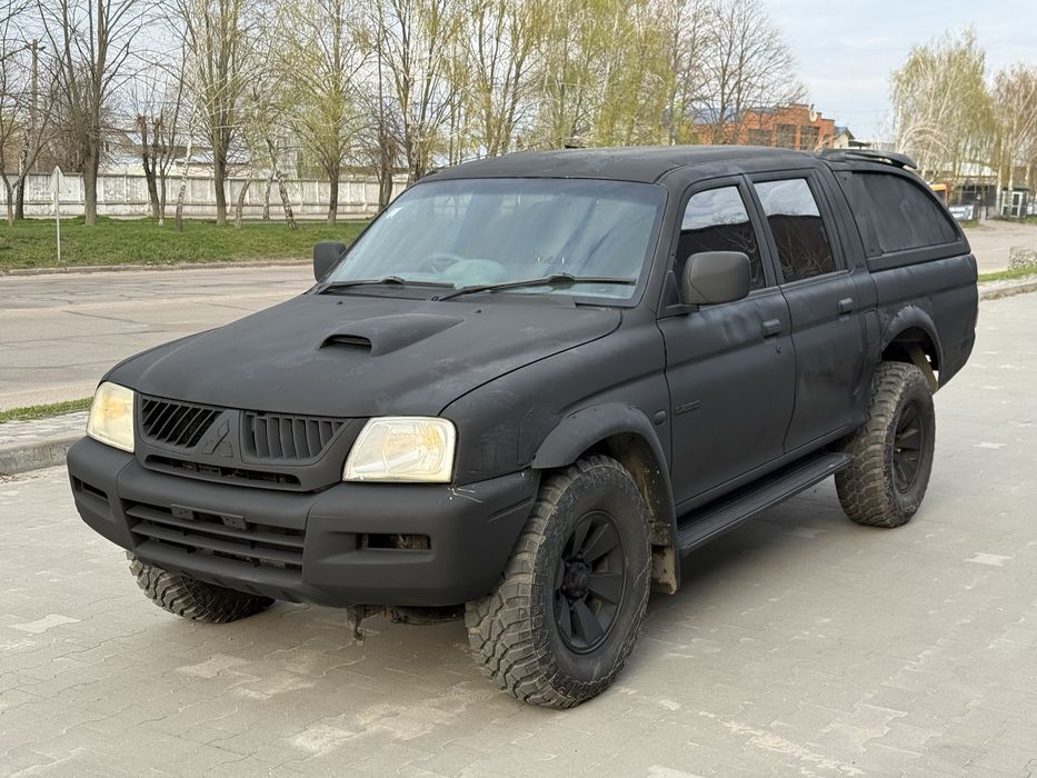 Продам Mitsubishi L200 4x4 Обслужена