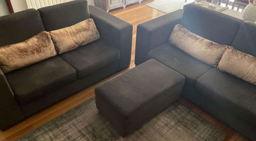 Conjunto de Sofás com Chaise Longue