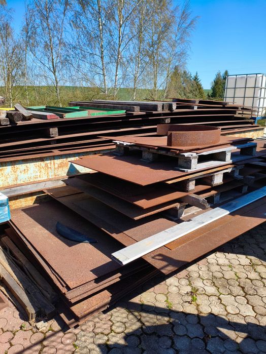 Blachy stalowe, rury, materiały hutnicze, podpory, podstawy