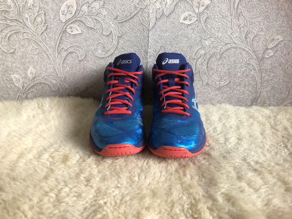 Asics Gel Netburner Balistic волейбол теніс 41,5 41 40,5 40 26 25,5