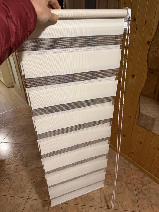 Roleta okienna ecri szerokosc materialu  37,5 cm wysokosc 130cm