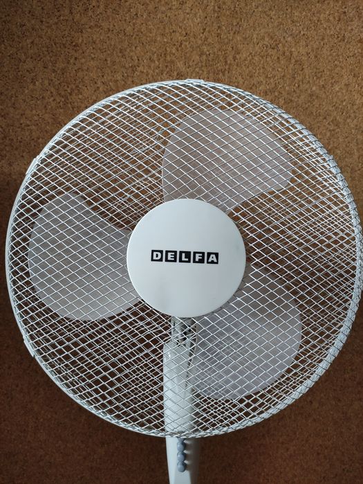 Напольный вентилятор "Delfa "