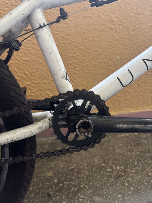 Bmx “United Supreme” biały