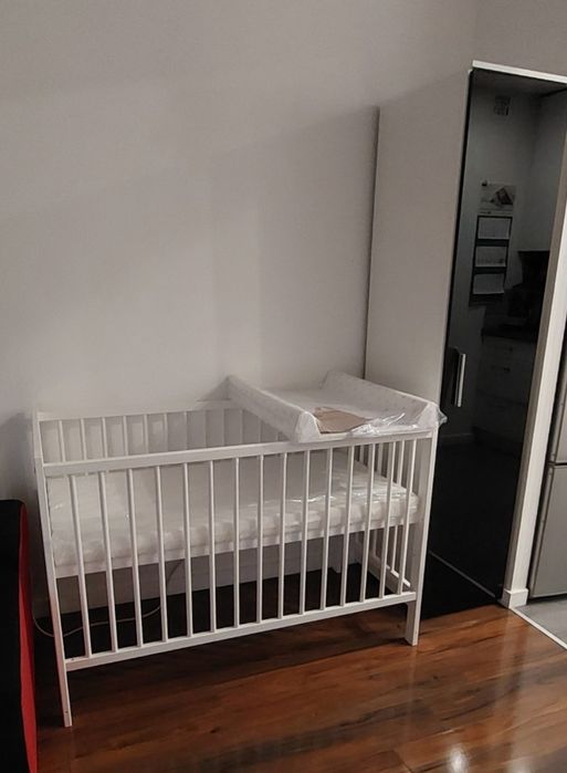 Łóżeczko niemowlęce z materacem i pościelą 120x60