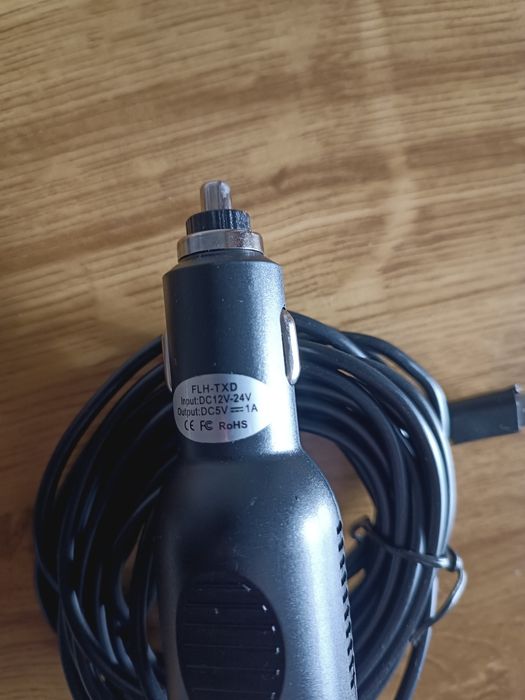 Carregador de isqueiro com ficha USB-C