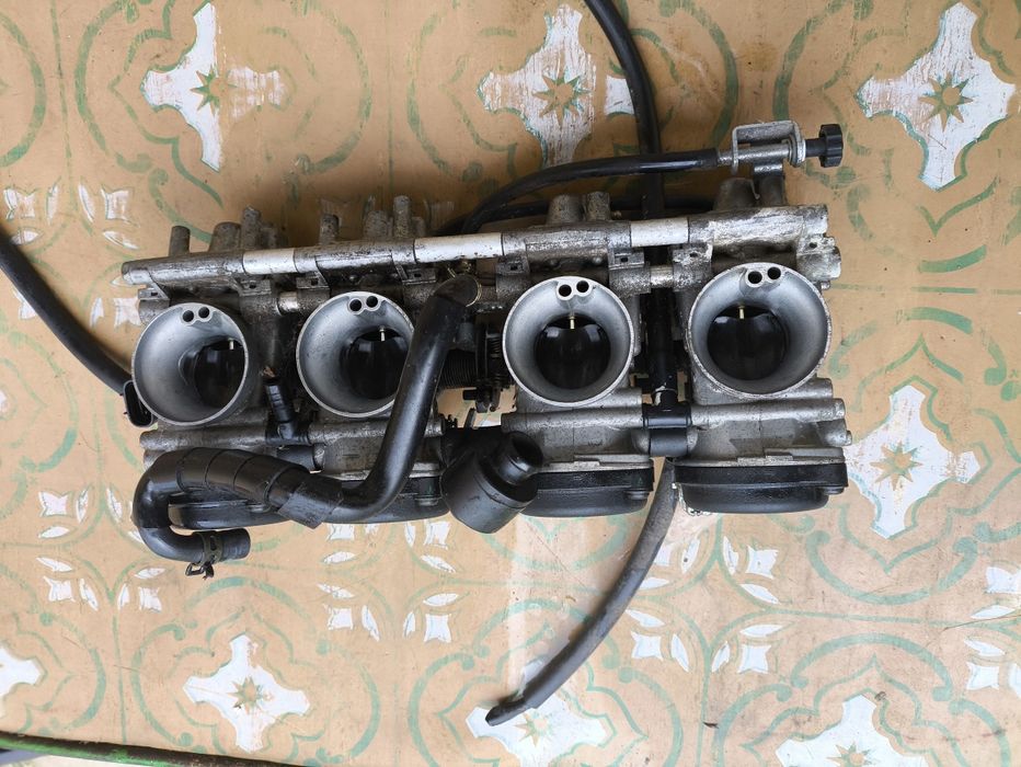 Yamaha fzs 600 gaźniki