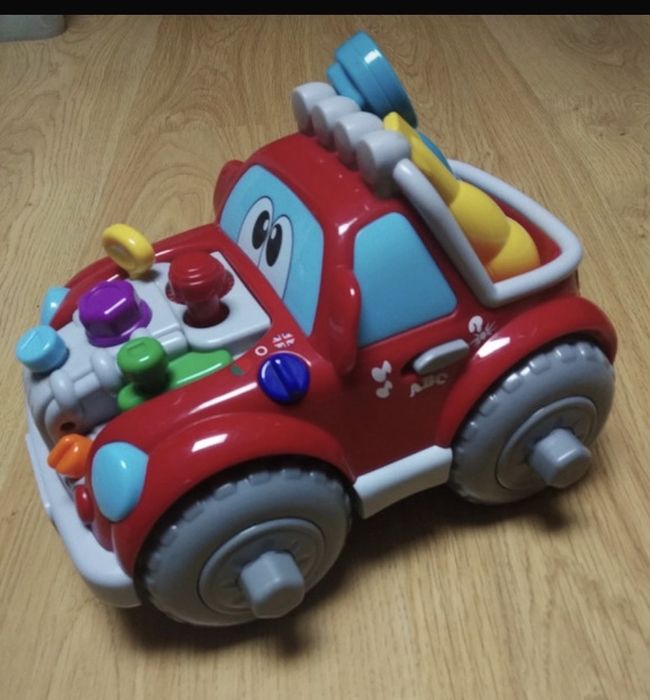 Carro musical infantil com sons e luzes