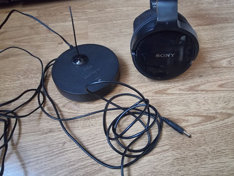 Słuchawki Sony MDRRF811RK bezprzewodowe
