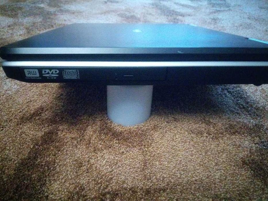 Retro komputer - laptop Toshiba SL10-117 - WIN XP