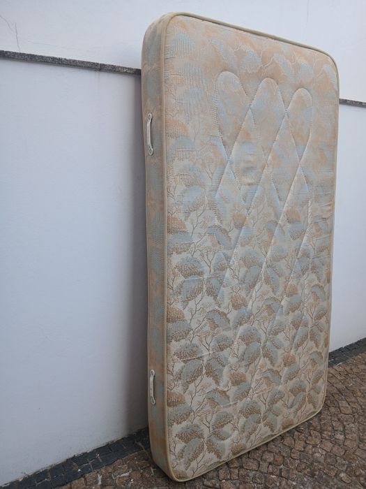 Colchão  cama solteiro  Molaflex