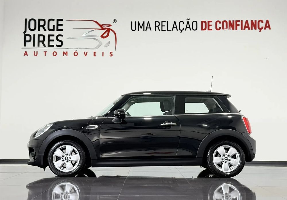 MINI 3 Portas One Sport Edition