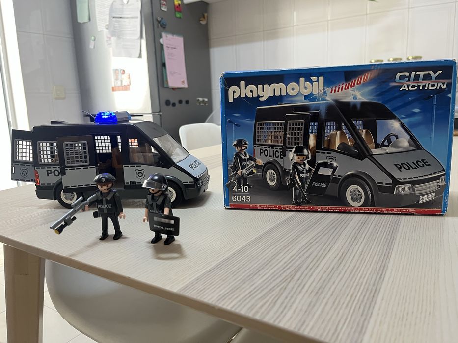 Playmobil City Action 6043 Carrinha da Polícia com Luzes e Som