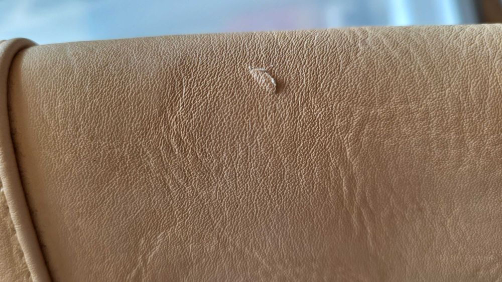 Duża kopertówka damska w kolorze kremowym