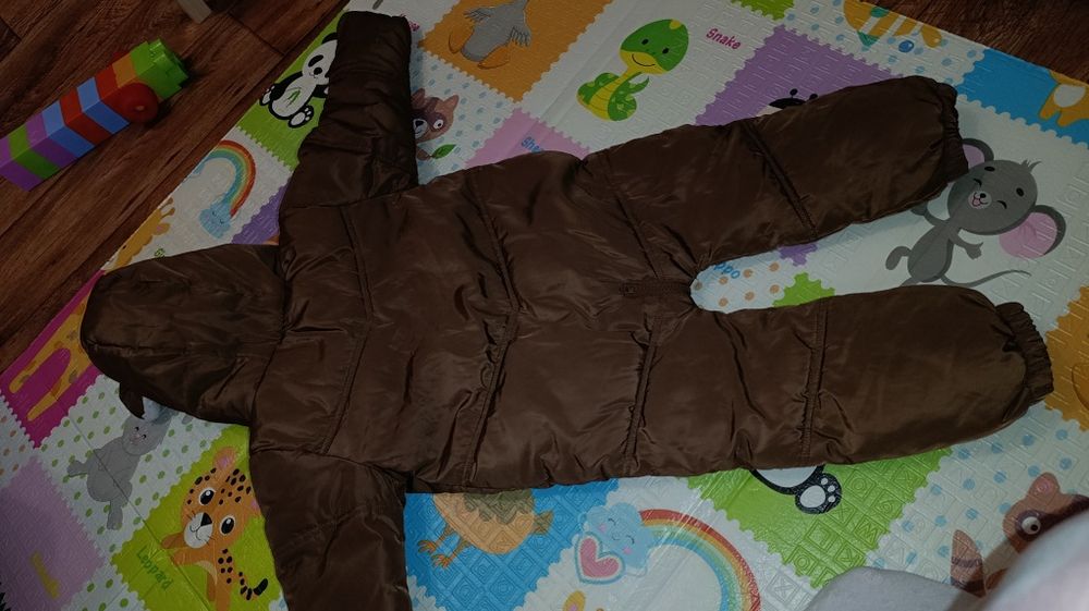 Зимовий комбінезон