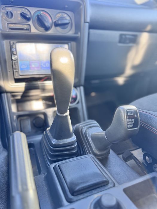 MITSHUBICHI PAJERO 2.5 cabrio 1992 pintura nova