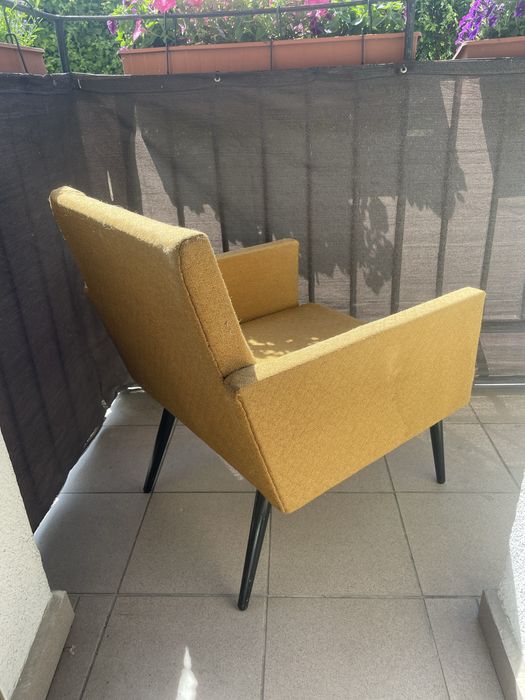 Fotel PRL 300 186 solidny dobry stan