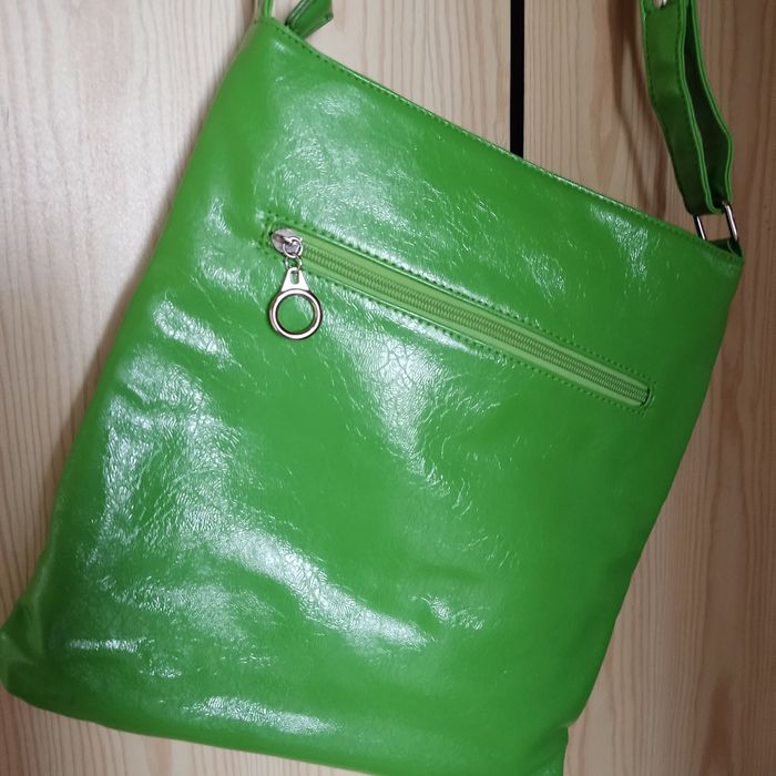 Torebka damska listonoszka cena z przesyłką