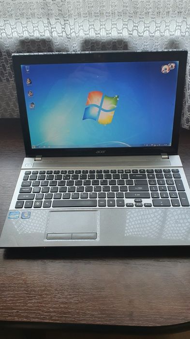 laptop za cenę tabletu Acer Aspire V3