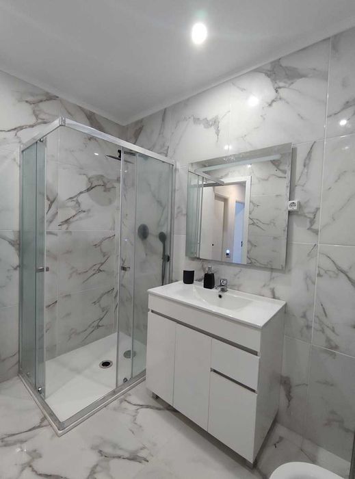 Quarto Linda-a-Velha - Oeiras - Miraflores (1 pessoa)