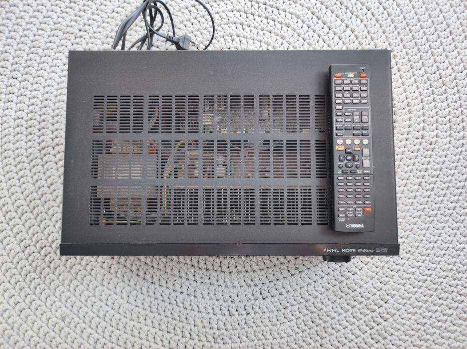 Amplituner Yamaha RX-V500D