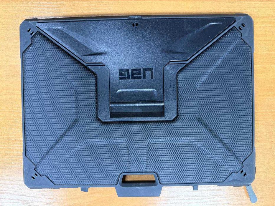 Обкладинка Чохол для Microsoft Surface Pro 9/10/11 UAG