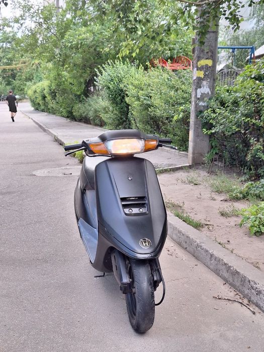 Скутор Хонда в хорошем состоянии
